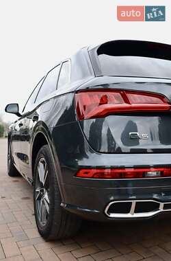 Внедорожник / Кроссовер Audi Q5 2019 в 
