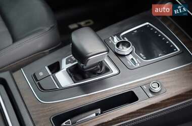 Внедорожник / Кроссовер Audi Q5 2019 в 