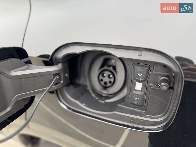 Внедорожник / Кроссовер Audi Q5 2024 в Киеве