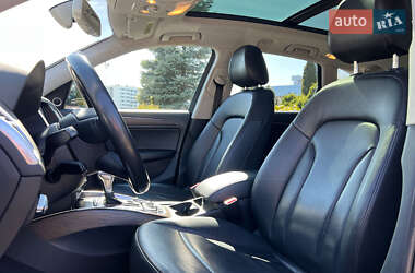 Внедорожник / Кроссовер Audi Q5 2016 в 