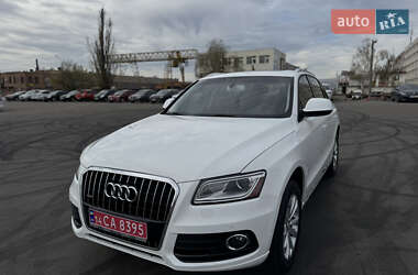 Позашляховик / Кросовер Audi Q5 2016 в 
