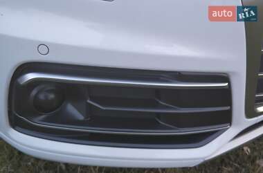 Внедорожник / Кроссовер Audi Q5 2017 в 