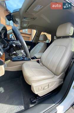 Внедорожник / Кроссовер Audi Q5 2018 в 