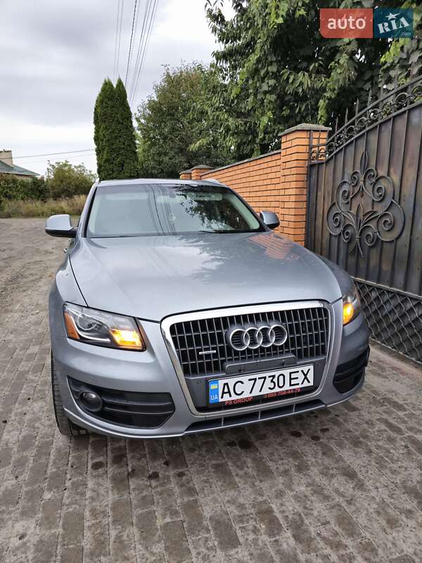 Внедорожник / Кроссовер Audi Q5 2011 в Луцке