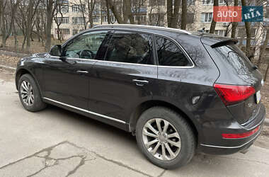 Внедорожник / Кроссовер Audi Q5 2016 в 
