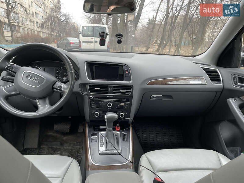 Внедорожник / Кроссовер Audi Q5 2016 в Киеве