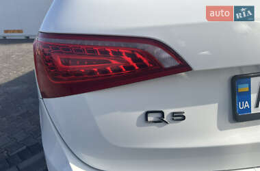 Внедорожник / Кроссовер Audi Q5 2012 в 