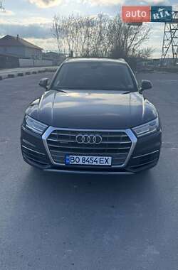 Внедорожник / Кроссовер Audi Q5 2017 в 