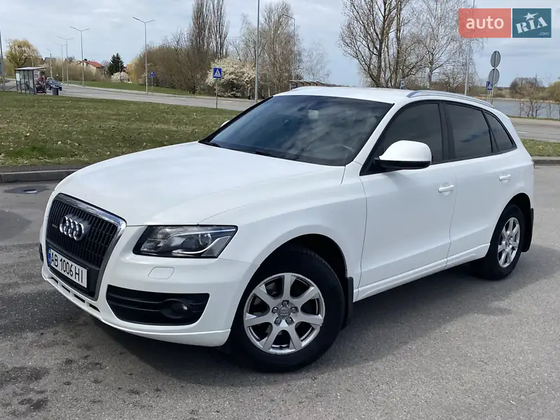 Позашляховик / Кросовер Audi Q5 2012 в 