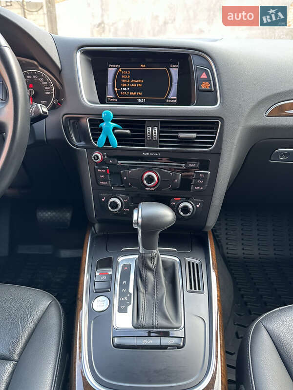 Внедорожник / Кроссовер Audi Q5 2014 в Львове