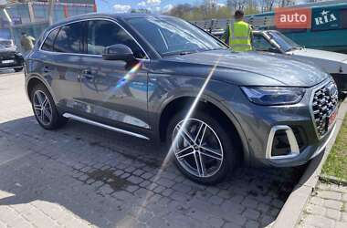 Внедорожник / Кроссовер Audi Q5 2022 в 