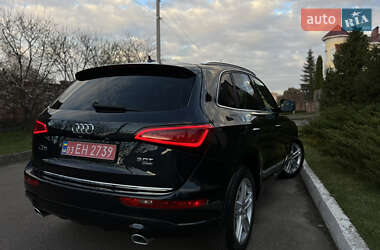 Внедорожник / Кроссовер Audi Q5 2015 в 