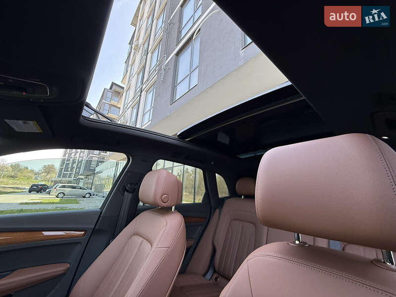 Внедорожник / Кроссовер Audi Q5 2021 в Ровно