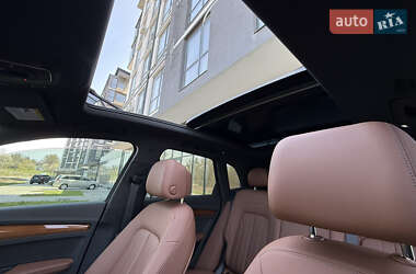 Внедорожник / Кроссовер Audi Q5 2021 в 