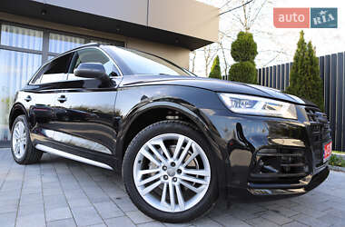 Внедорожник / Кроссовер Audi Q5 2019 в 