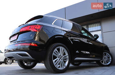 Внедорожник / Кроссовер Audi Q5 2019 в 