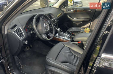 Позашляховик / Кросовер Audi Q5 2015 в 