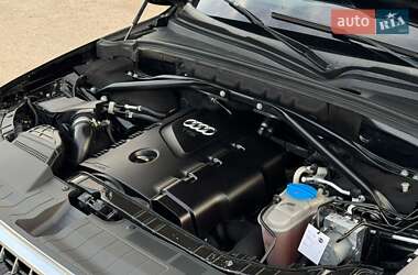 Позашляховик / Кросовер Audi Q5 2015 в 