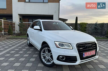 Позашляховик / Кросовер Audi Q5 2017 в 