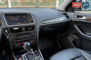 Позашляховик / Кросовер Audi Q5 2010 в 