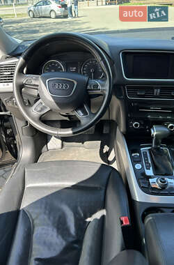 Внедорожник / Кроссовер Audi Q5 2012 в 