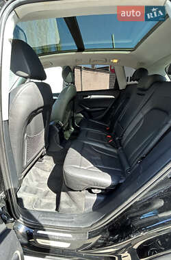 Внедорожник / Кроссовер Audi Q5 2012 в 
