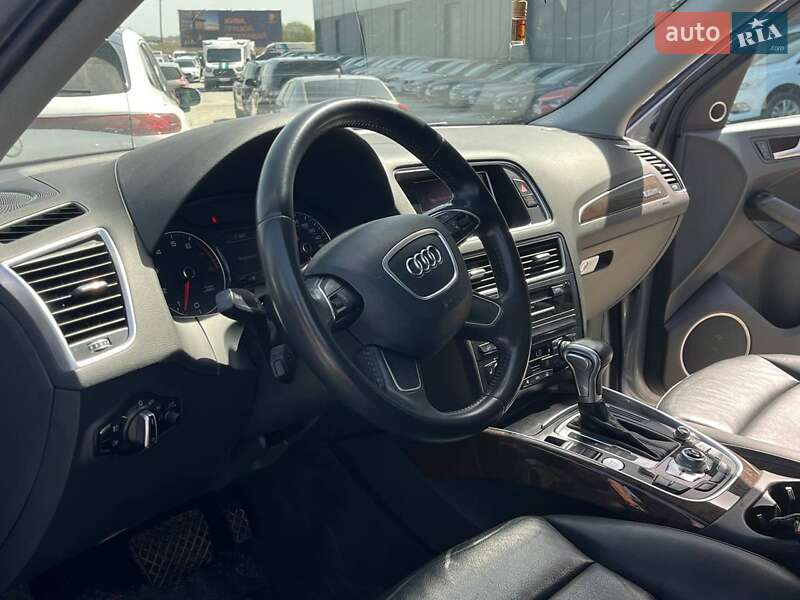 Позашляховик / Кросовер Audi Q5 2015 в Львові