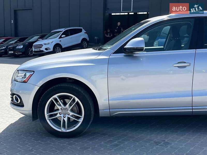 Позашляховик / Кросовер Audi Q5 2015 в Львові