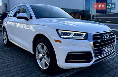 Внедорожник / Кроссовер Audi Q5 2018 в 