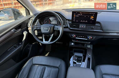 Внедорожник / Кроссовер Audi Q5 2022 в 
