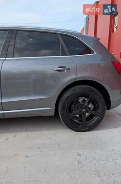 Внедорожник / Кроссовер Audi Q5 2014 в 