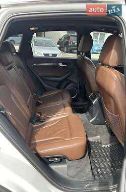 Внедорожник / Кроссовер Audi Q5 2015 в 