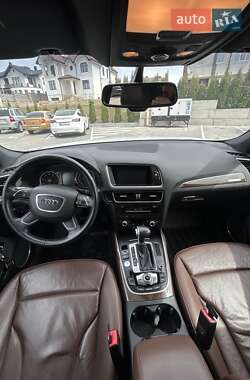 Внедорожник / Кроссовер Audi Q5 2015 в 