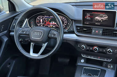 Внедорожник / Кроссовер Audi Q5 2020 в 