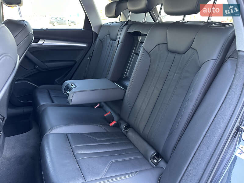 Внедорожник / Кроссовер Audi Q5 2020 в Львове