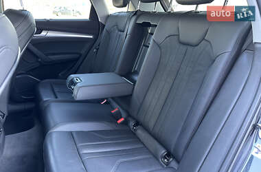 Внедорожник / Кроссовер Audi Q5 2020 в 