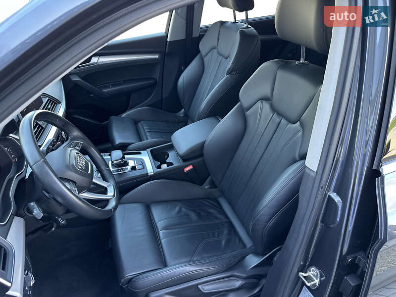 Внедорожник / Кроссовер Audi Q5 2020 в Львове