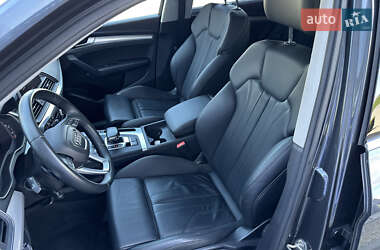 Внедорожник / Кроссовер Audi Q5 2020 в 