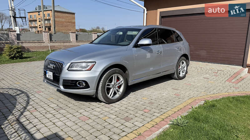 Позашляховик / Кросовер Audi Q5 2017 в 