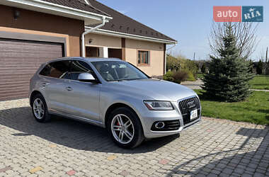 Позашляховик / Кросовер Audi Q5 2017 в 