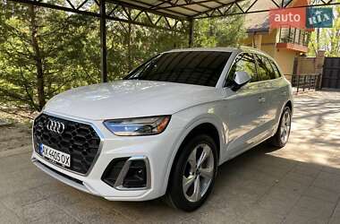 Внедорожник / Кроссовер Audi Q5 2023 в 