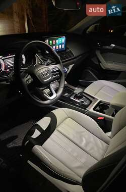 Внедорожник / Кроссовер Audi Q5 2023 в 
