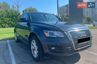 Внедорожник / Кроссовер Audi Q5 2012 в 