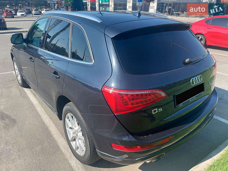 Внедорожник / Кроссовер Audi Q5 2012 в Киеве
