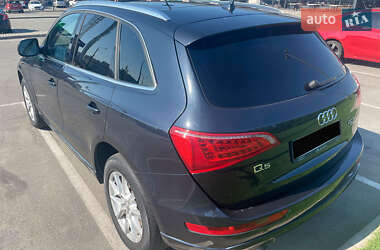 Внедорожник / Кроссовер Audi Q5 2012 в 