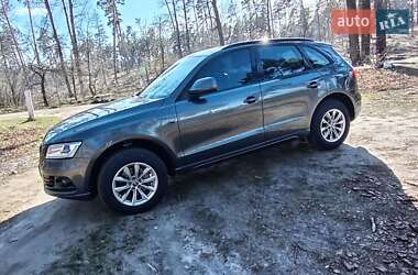 Внедорожник / Кроссовер Audi Q5 2012 в 