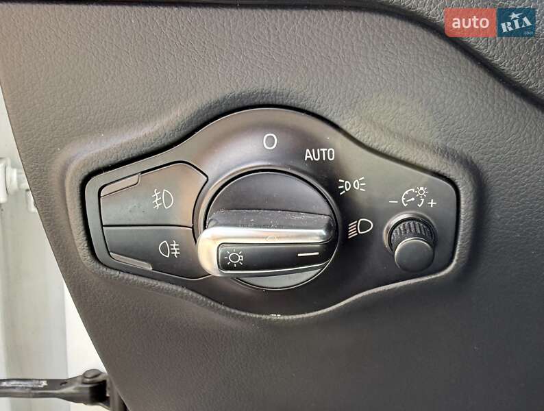 Внедорожник / Кроссовер Audi Q5 2016 в Львове