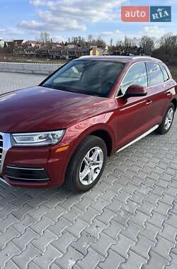 Внедорожник / Кроссовер Audi Q5 2019 в 