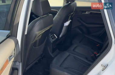 Внедорожник / Кроссовер Audi Q5 2015 в 