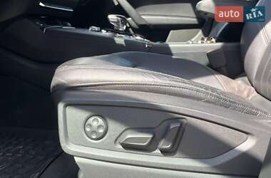 Внедорожник / Кроссовер Audi Q5 2017 в 